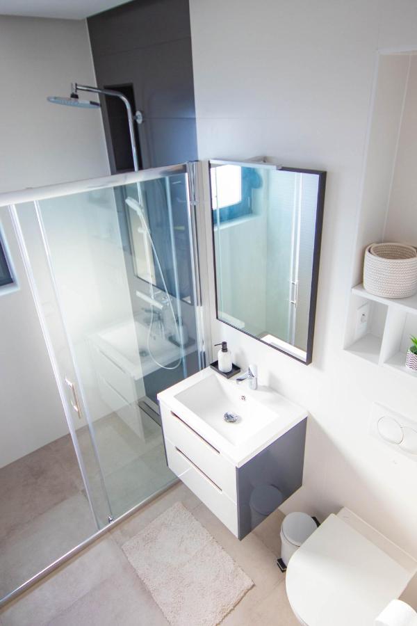 Apartmani Le-Lu Kaštela Extérieur photo
