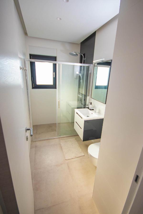 Apartmani Le-Lu Kaštela Extérieur photo